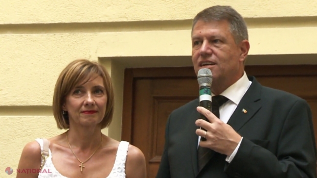Carmen Iohannis, soţia preşedintelui Klaus Iohan­nis, a avut anul trecut un venit lunar net de 2.187 de lei, aceasta fiind de 24 de ani profesoară de limba englează la Colegiul „Gheorghe Lazăr“ din Sibiu, scrie zf.ro.