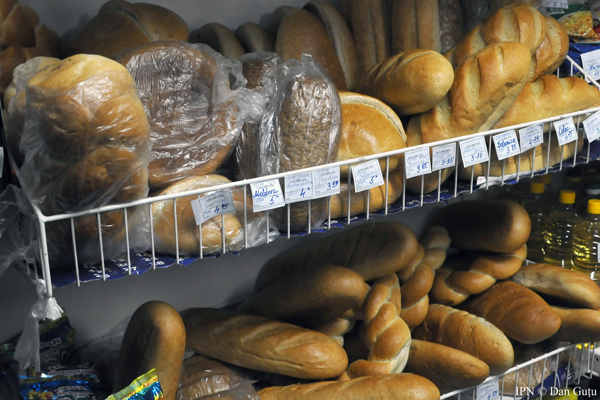 SA „Franzeluţa” va produce toată vara doar un tip de pâine socială – Chişinău. 