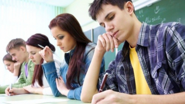 Nenumăratele încercări ale administraţiei liceului de a obţine un nou spaţiu de la Ministerul Educaţiei rămân fără niciun rezultat.