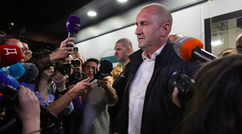 Парламент Болгарии утвердил Румена Радева премьер-министром. Фото: Valentina Petrova