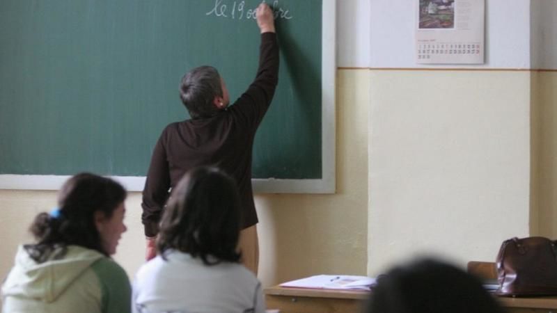 Каждый пятый учитель в Молдове старше 60 лет. 