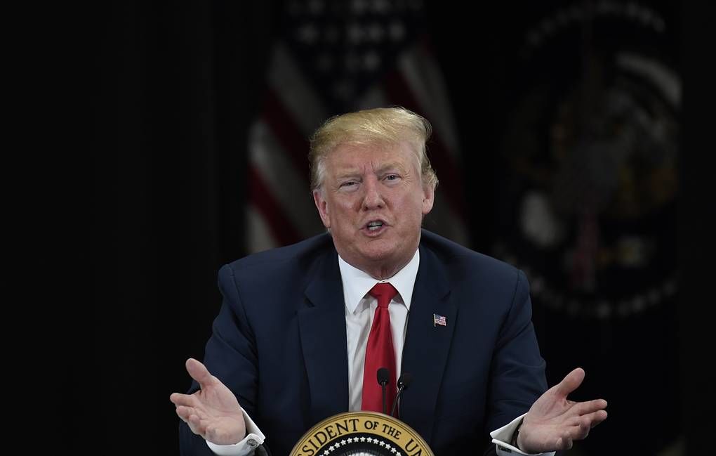 Поддержка американцами Дональда Трампа снизилась на три процентных пункта.