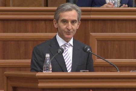 Премьер-министр Республики Молдова обратился с приветственным словом к депутатам Парламента РМ.