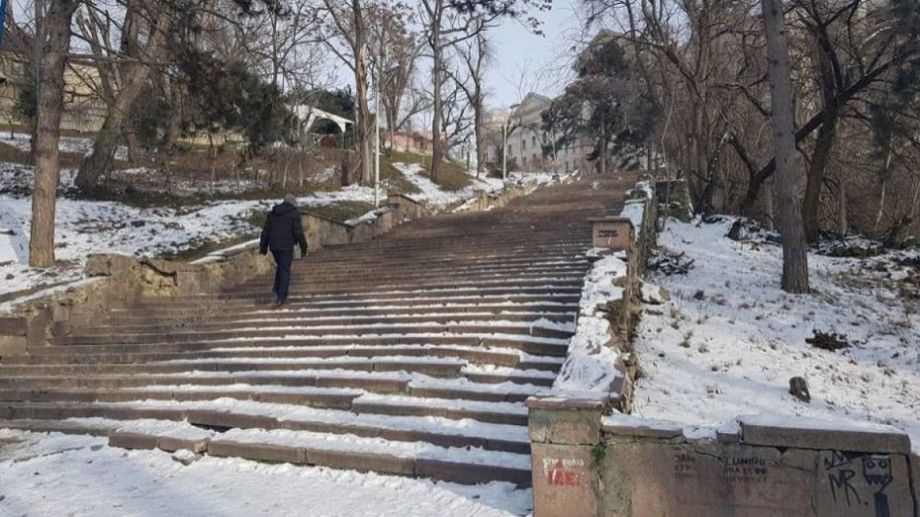 Câte scări de granit urmează să fie reconstruite la Valea Morilor