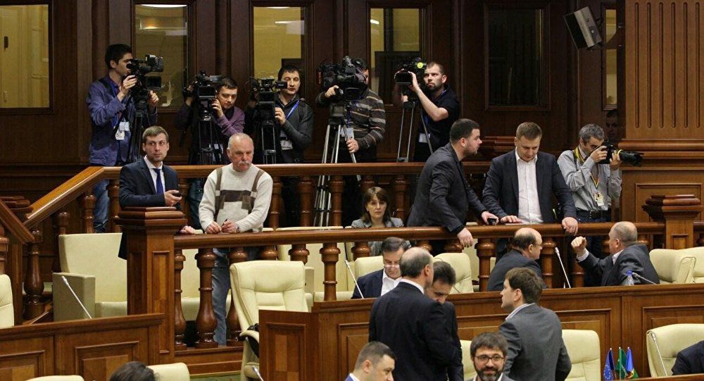 Parlamentul a completat Codul electoral. Foto: Sputnik/ Miroslav Rotari