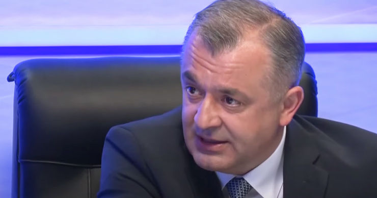 Кику: Из нынешнего состава никто не достоин быть в правительстве.