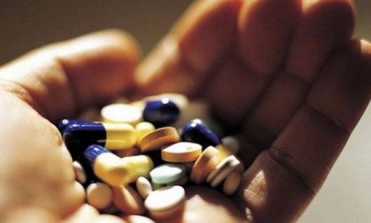 Tentativă de suicid. Un bărbat de 32 de ani din sectorul Botanica a consumat pastile în exces, cu scopul de a-şi răpune viaţa.