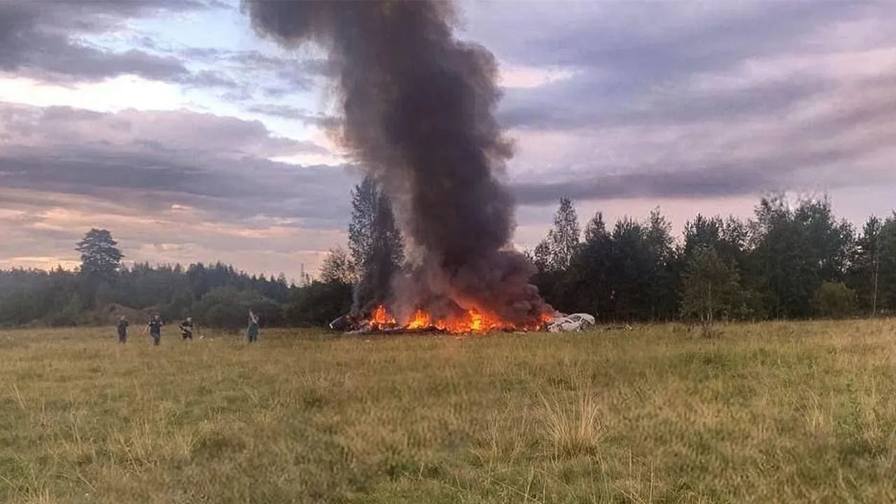 СК РФ проверит версии внешнего воздействия и неполадок в джете Пригожина.