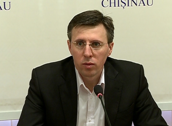 ”Deocamdata nu avem informatii noi despre procesul de negocieri”, a declarat asatzi, dupa sedinta Primariei, liberalul Dorin Chirtoaca.