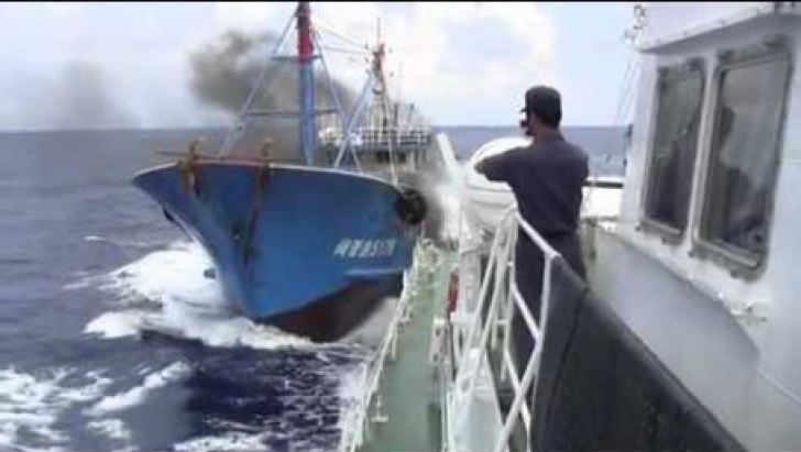 Japonia va respinge 'prin forţă' orice tentativă a Chinei de a debarca în insulele Senkaku. 
