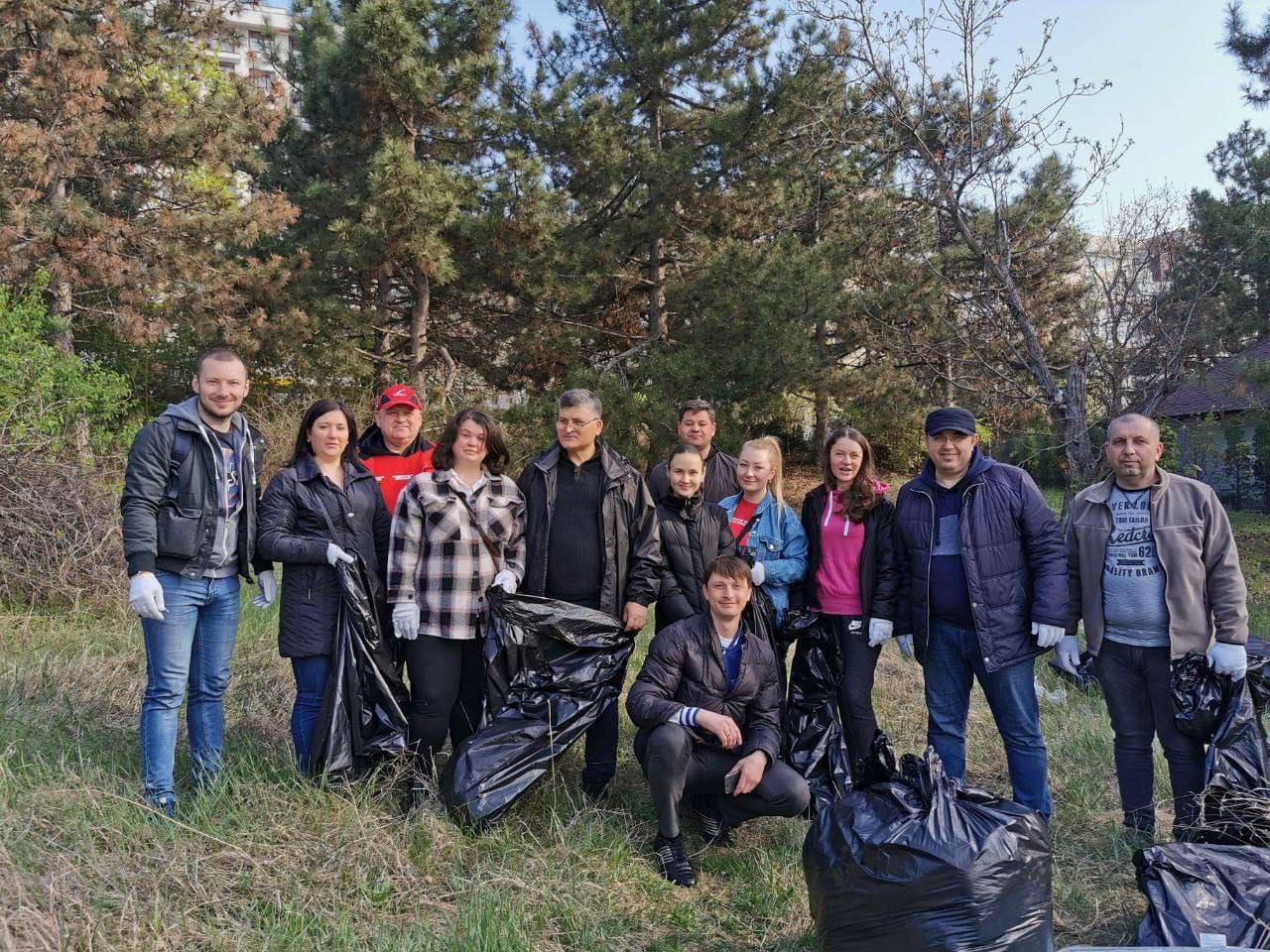 Около 800 человек в столице приняли участие в «Весенней генеральной уборке».