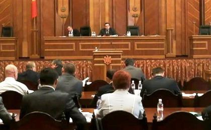 «Благодаря» закону, принятому АЕИ, тысячи семей останутся без средств к существованию.
