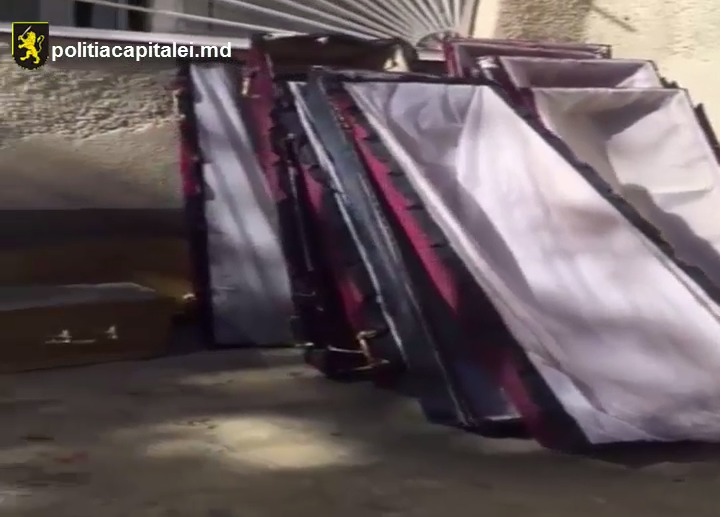 Мужчине грозит наказание в виде штрафа от 6 до 20 тысяч леев, либо до 4 лет тюрьмы.