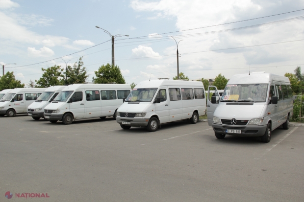 Microbuzele care transportă ilicit pasageri vor rămâne fără plăcuțele de înmatriculare.