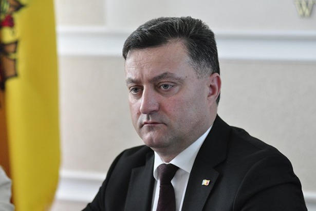 Министр регионального развития и строительства Василе Бытка.
