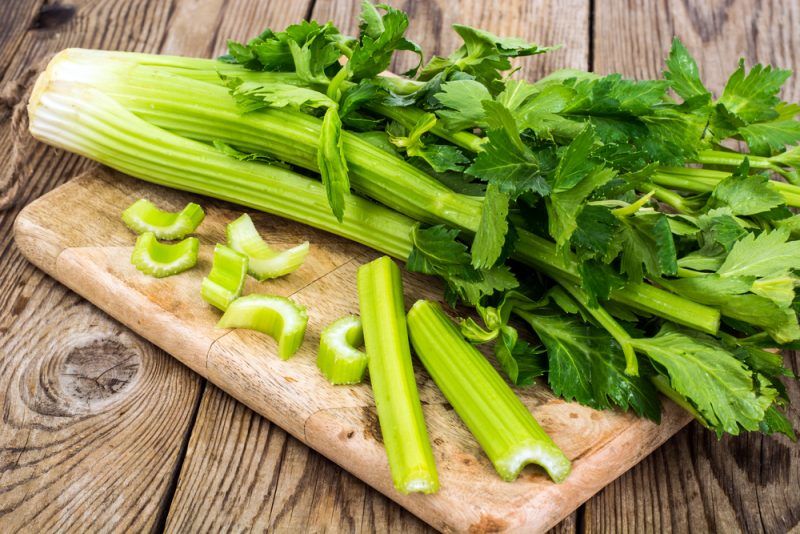 Врач назвал безвредные продукты для перекуса перед сном.