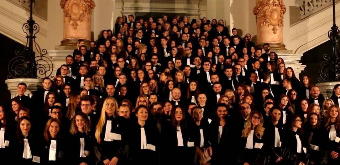 Un moldovean a fost reprezentat de 130 de avocați în patru ani. 