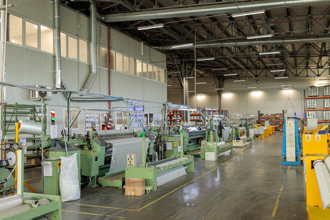 O companie germană a deschis în Moldova o fabrică modernă de materiale din fibră de sticlă.