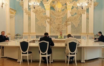 Переговоры по Украине в Минске могут состояться вечером.