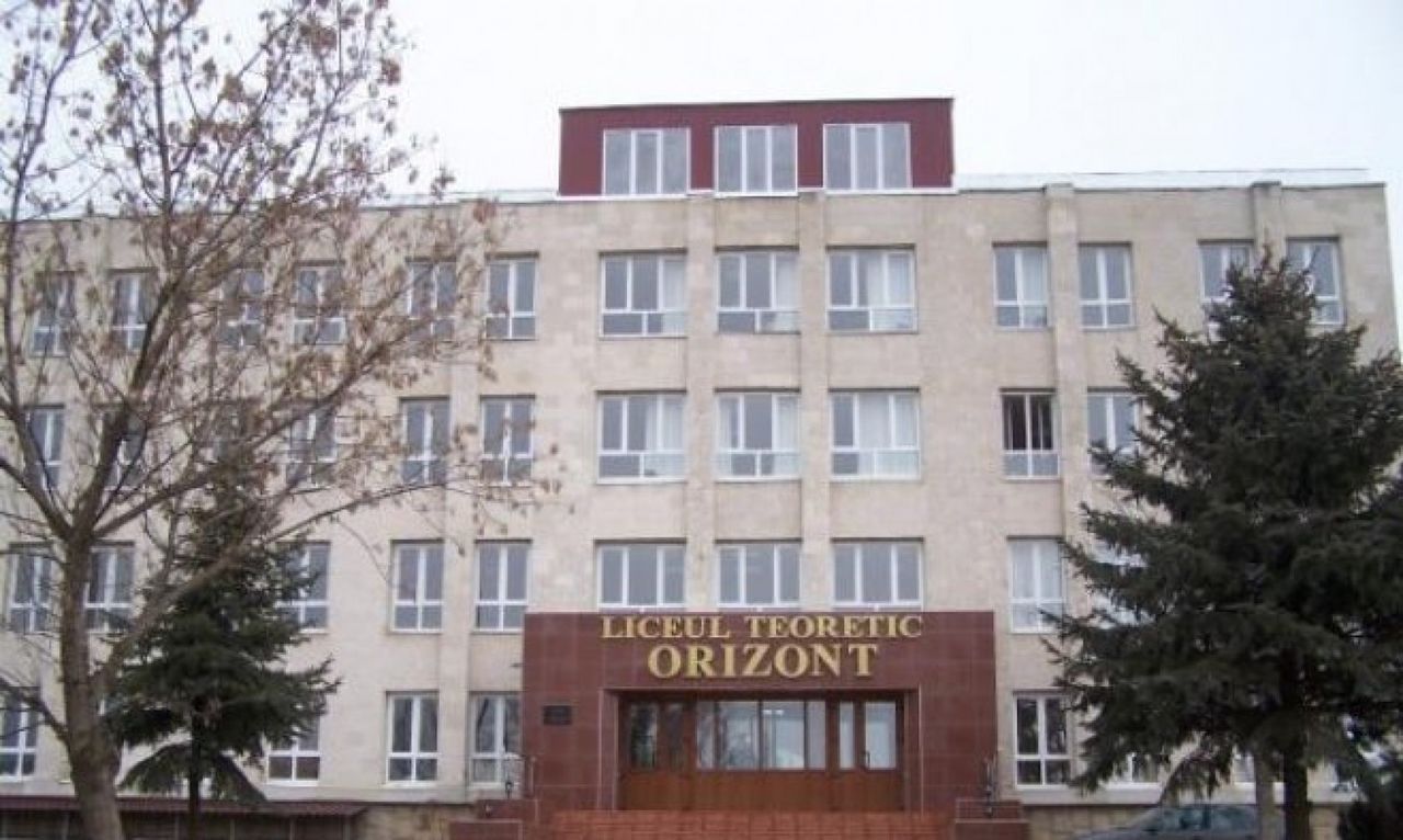 Молдо-турецкий лицей "Orizont".