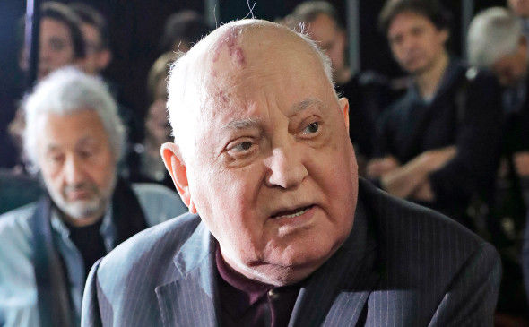 Горбачев назвал ситуацию в Афганистане ошибкой и призвал извлечь уроки.
