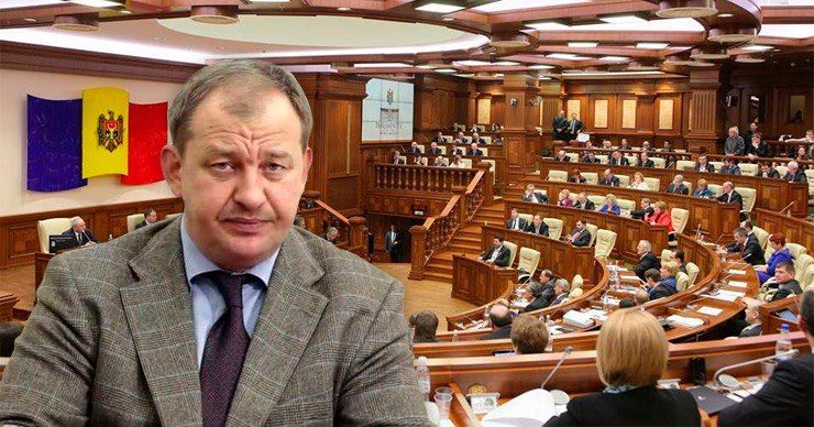 Шелин про закон о снижении нагрузки на бюджет: "Это дебилизация народа". Фото: Point.md