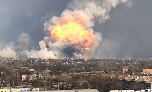 Подробности о личности женщины не приводятся, известно только, что она родилась в 1951 году.