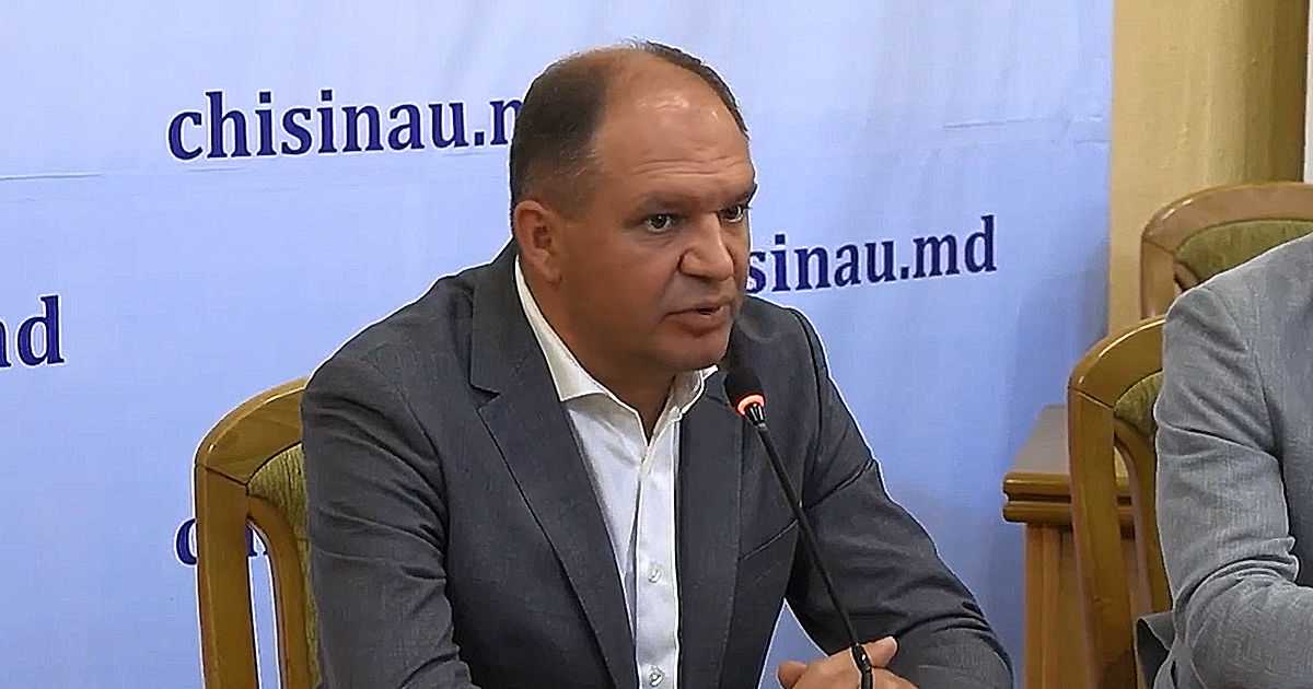 Ceban avertizează constructorii: Cine nu-și face treaba, va fi tras la răspundere.