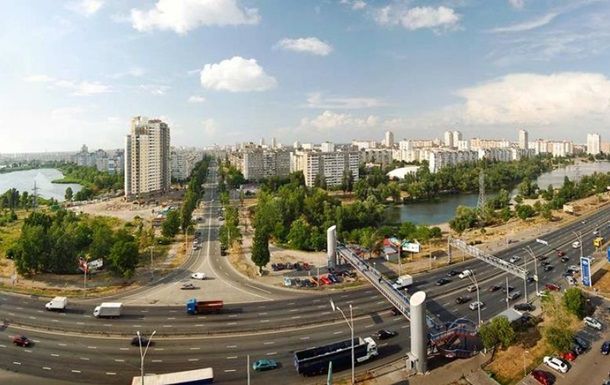 В Киеве собрали нужное количество подписей за переименование проспекта Степана Бандеры.