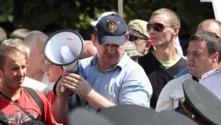 Mai bine de 70% dintre moldoveni intră în panică atunci când aud cuvântul NATO, iar 50% strâmbă din nas când aud de UE