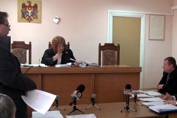 Решением судьи, дело продолжат рассматривать 28 января.