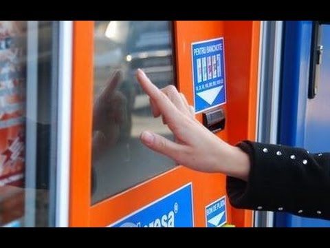 Над проблемой сбоя программы распознавания номинала купюр работают, и обещают устранить в ближайшее время.