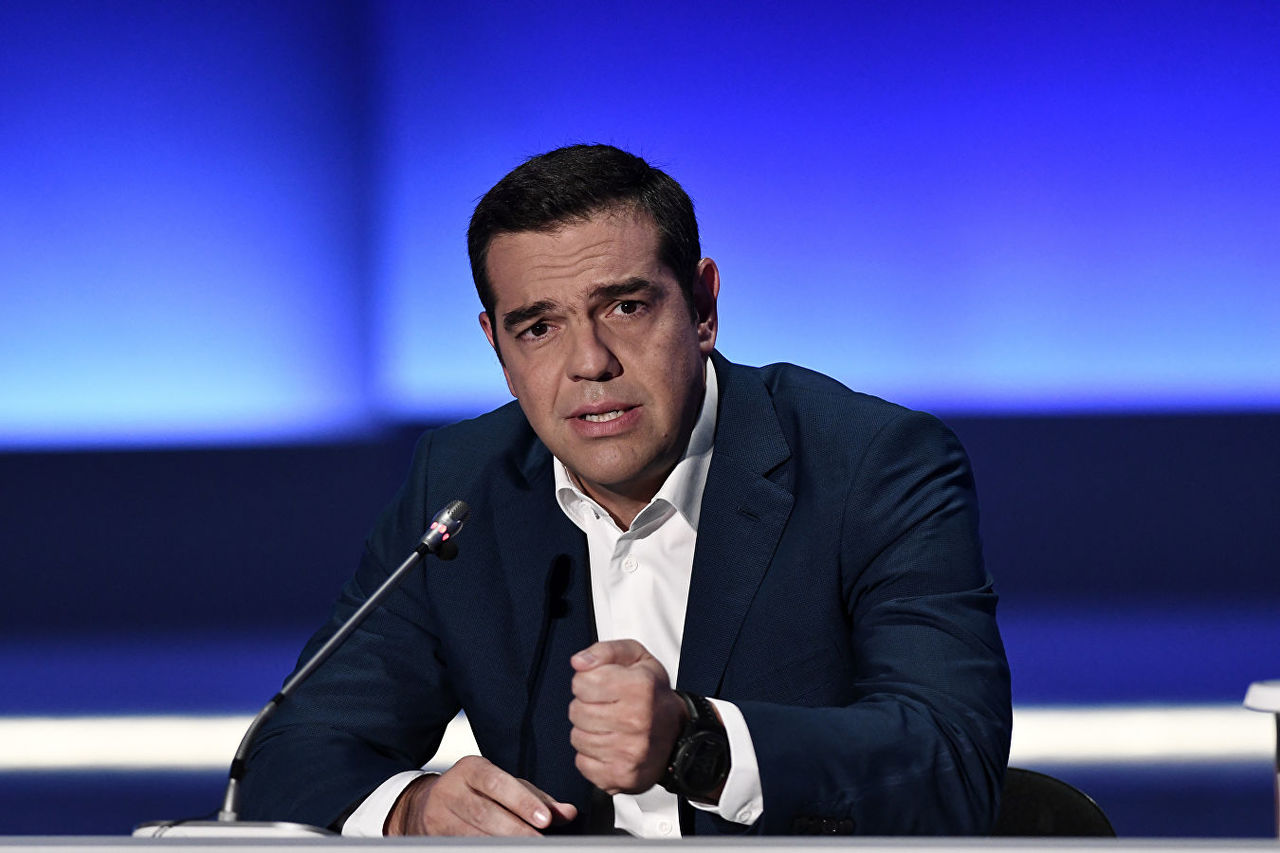 Премьер Греции накануне выборов объявил о снижении налогов.