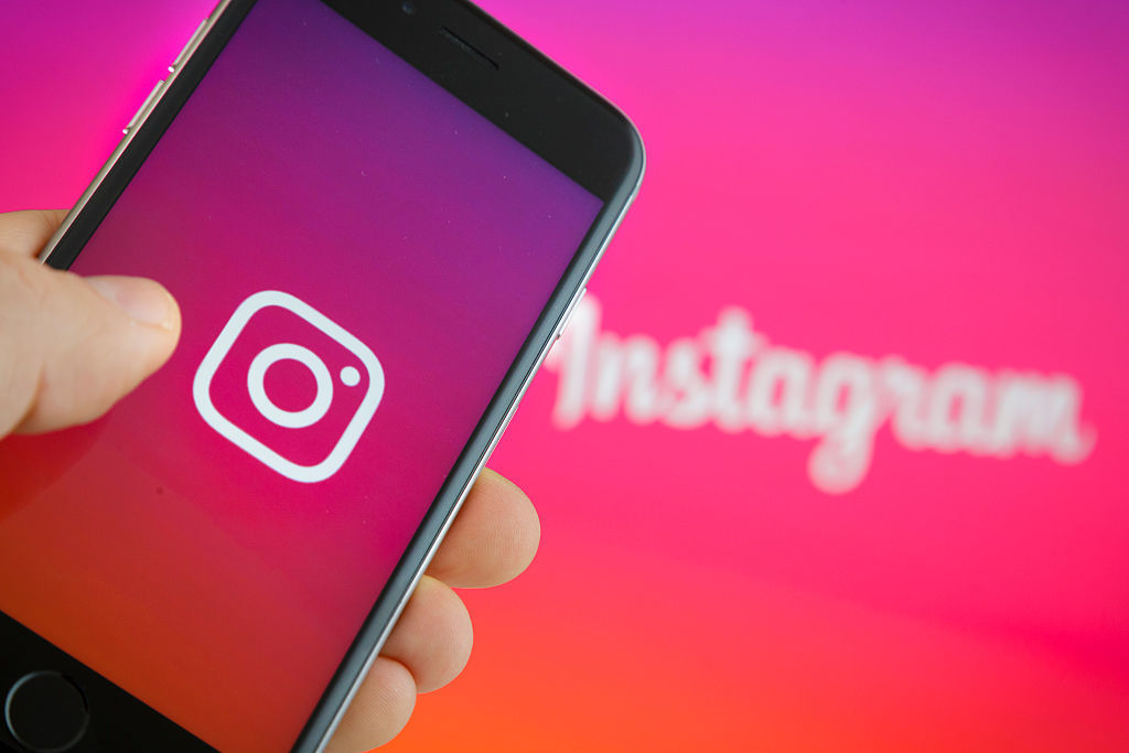 Instagram запретил говорить о политике финансируемым соцсетью блогерам.