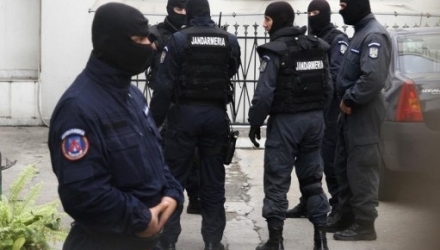 Всего запланировано 57 обысков, в которых примут участие более 250 полицейских.