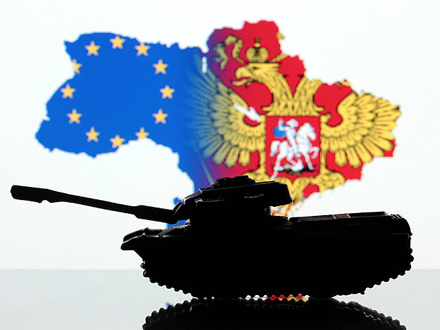 Евросоюз "по-тихому" снял ограничения на поставки Украине "снаряжения, которое может использоваться для внутренних репрессий".