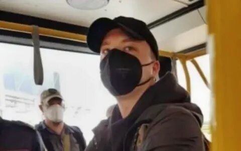 Основателя телеграм-канала NEXTA задержали в аэропорту Минска.