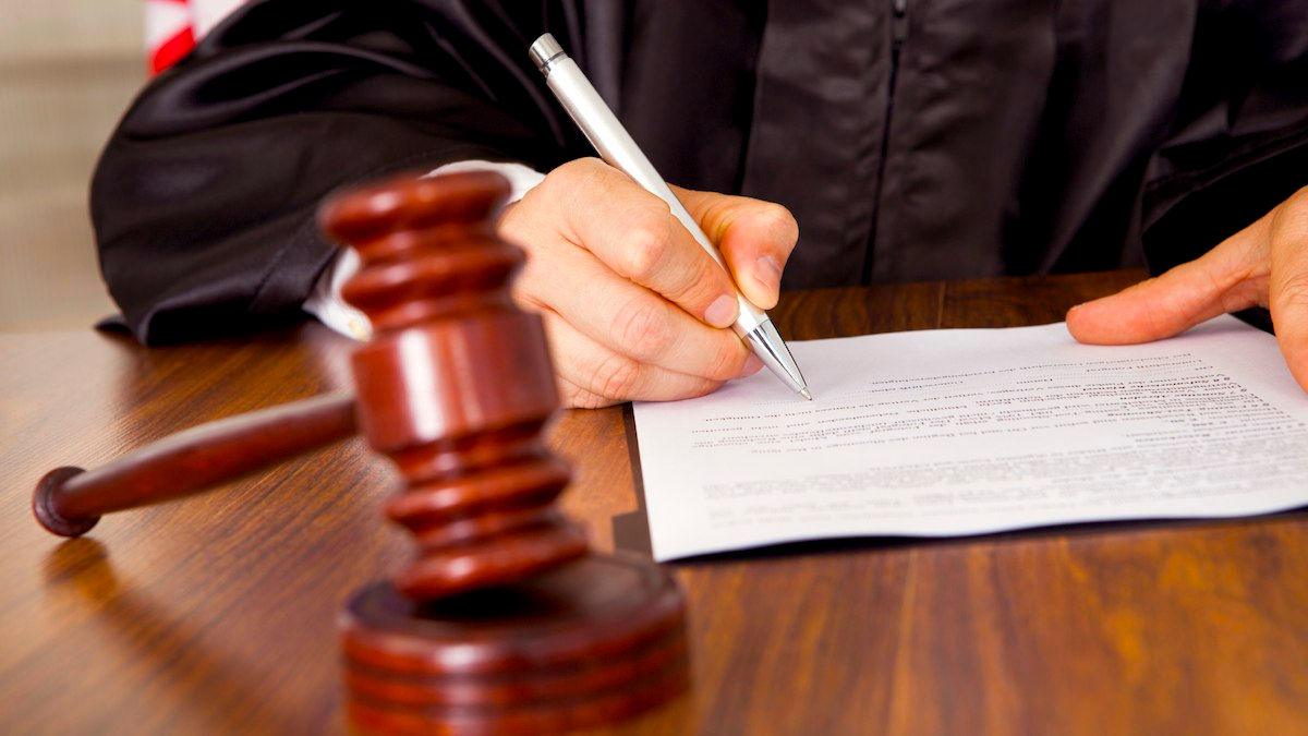 Жителя столицы приговорили к 12 годам тюрьмы за убийство сожительницы.