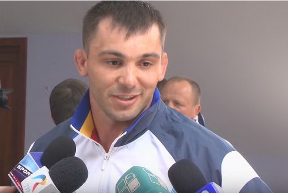 Молдавский борец вольного стиля Евгений Недялко.