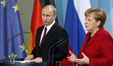Angela Merkel se va întâlni cu preşedintele rus Vladimir Putin pe data de 2 mai, la Moscova