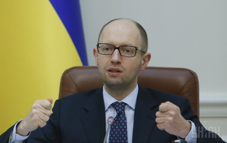 Арсений Яценюк отдал поручение правительству Украины подготовиться к различным вариантам развития газового конфликта с Россией.