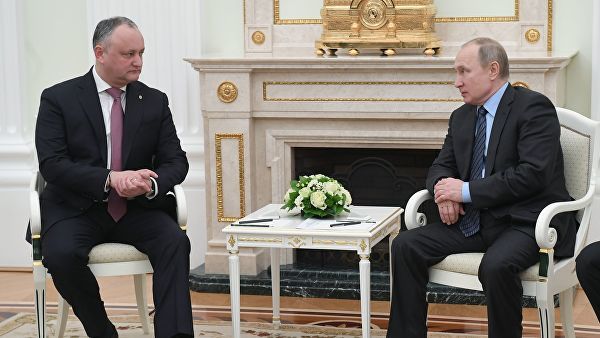 Додон сообщил, что Россия и лично президент РФ Владимир Путин хорошо относятся к жителям Молдовы.