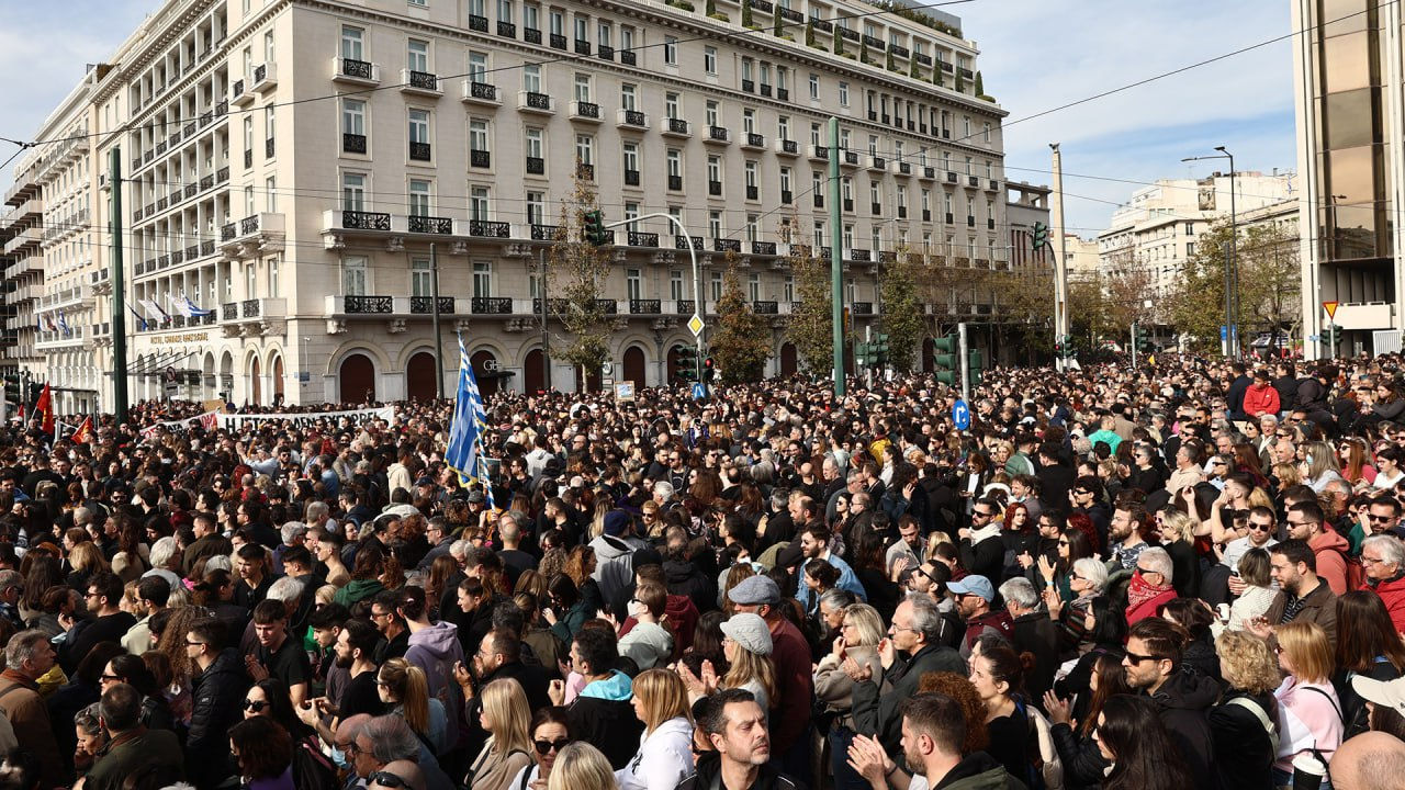 Grecia a înregistrat întreruperi semnificative în activitatea transportului public și a aeroporturilor din cauza unei greve.