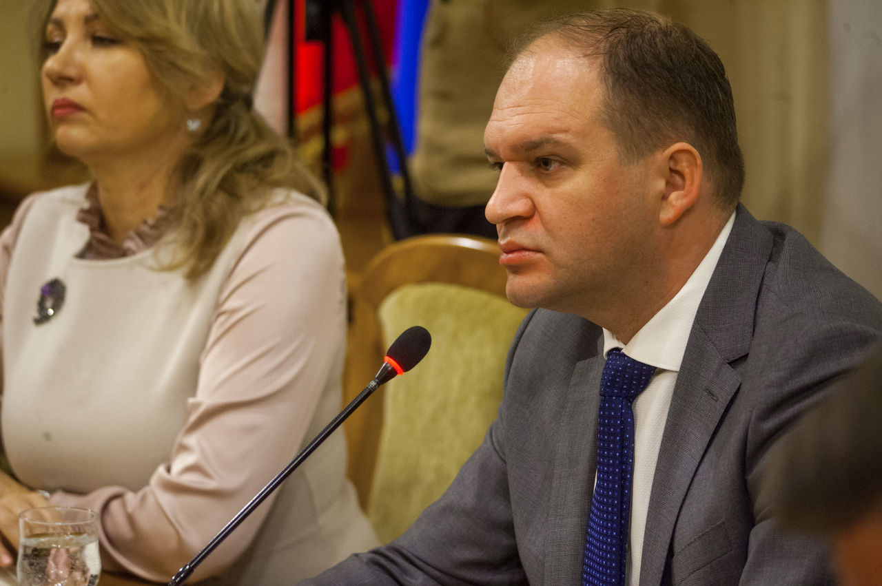 Чебан: Центры вакцинации планируется создать во всех секторах Кишинева.