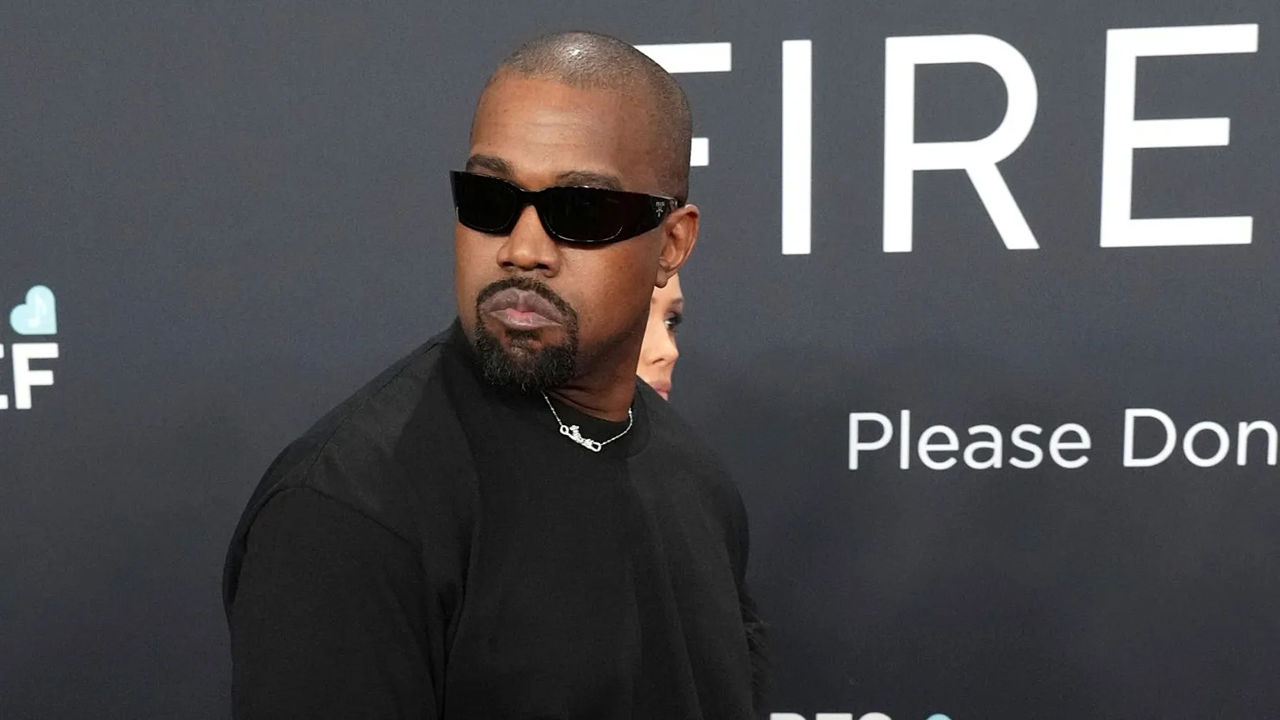 În Rusia a fost anulat concertul lui Kanye West.