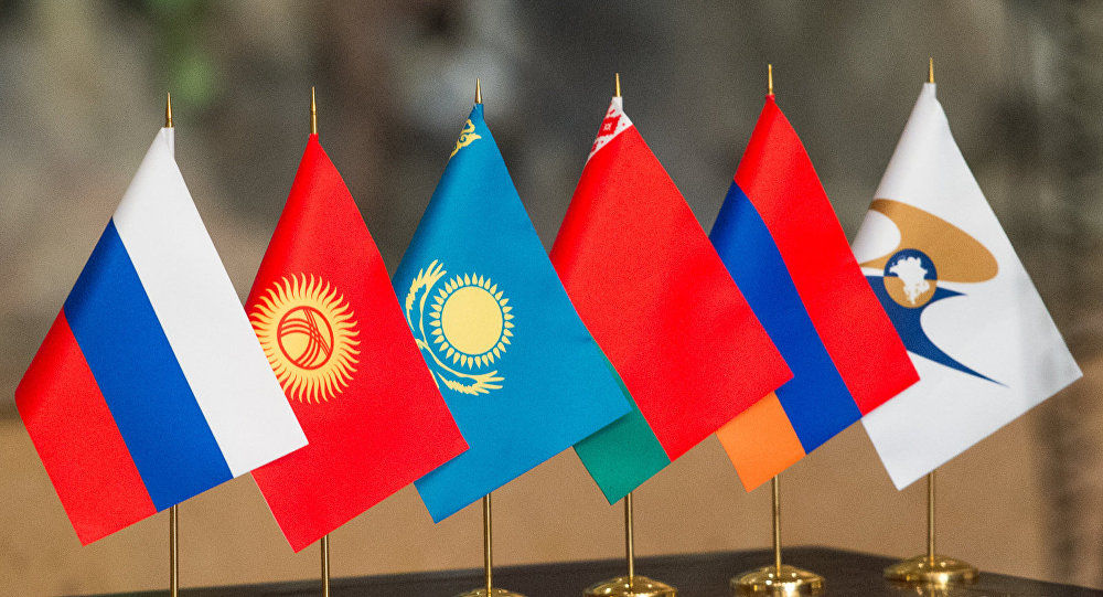 Члены ЕАЭС договорились о поэтапном переходе в расчеты в национальных валютах.