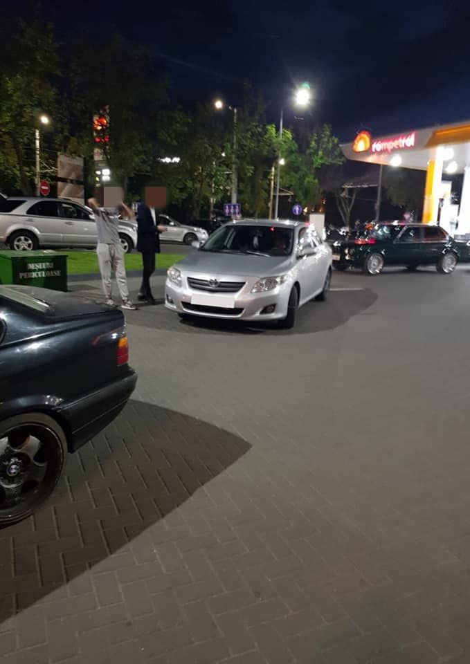 Полиция предотвратила незаконные гонки на трассах столицы и Чимишлии.