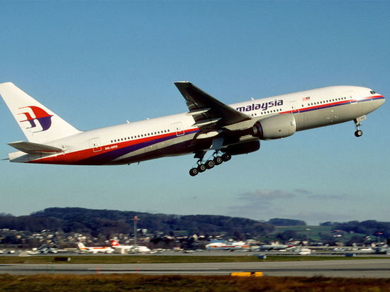 Boeing 777-200 авиакомпании Malaysia Airlines вылетел из Куала-Лумпура в Пекин 8 марта 2014 года и пропал с радаров через час после взлета.