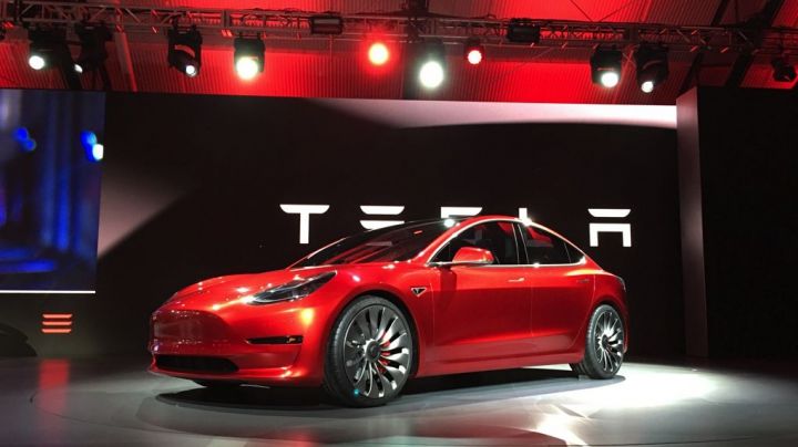 Eşec uriaş pentru Tesla. Compania a pierdut milioane de dolari