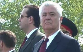 Воронин 9 июня сказал, что в неудачах его партии виновны «предатели», среди которых Мариан Лупу, Владимир Цуркан, Виктор Степанюк, Игорь Додон, Зинаида Гречаная и теперь Вадим Мишин.